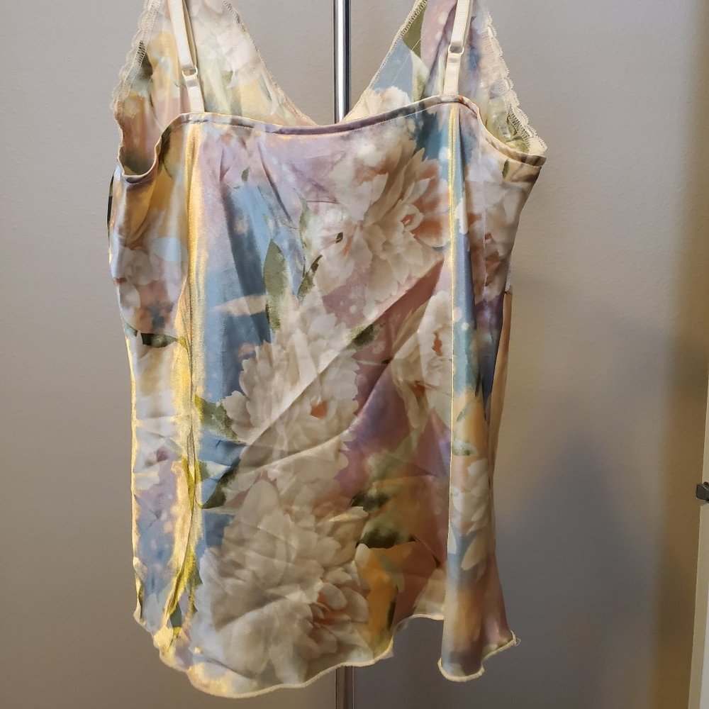 EK Designs Polyester Tank - Picture 2 of 3